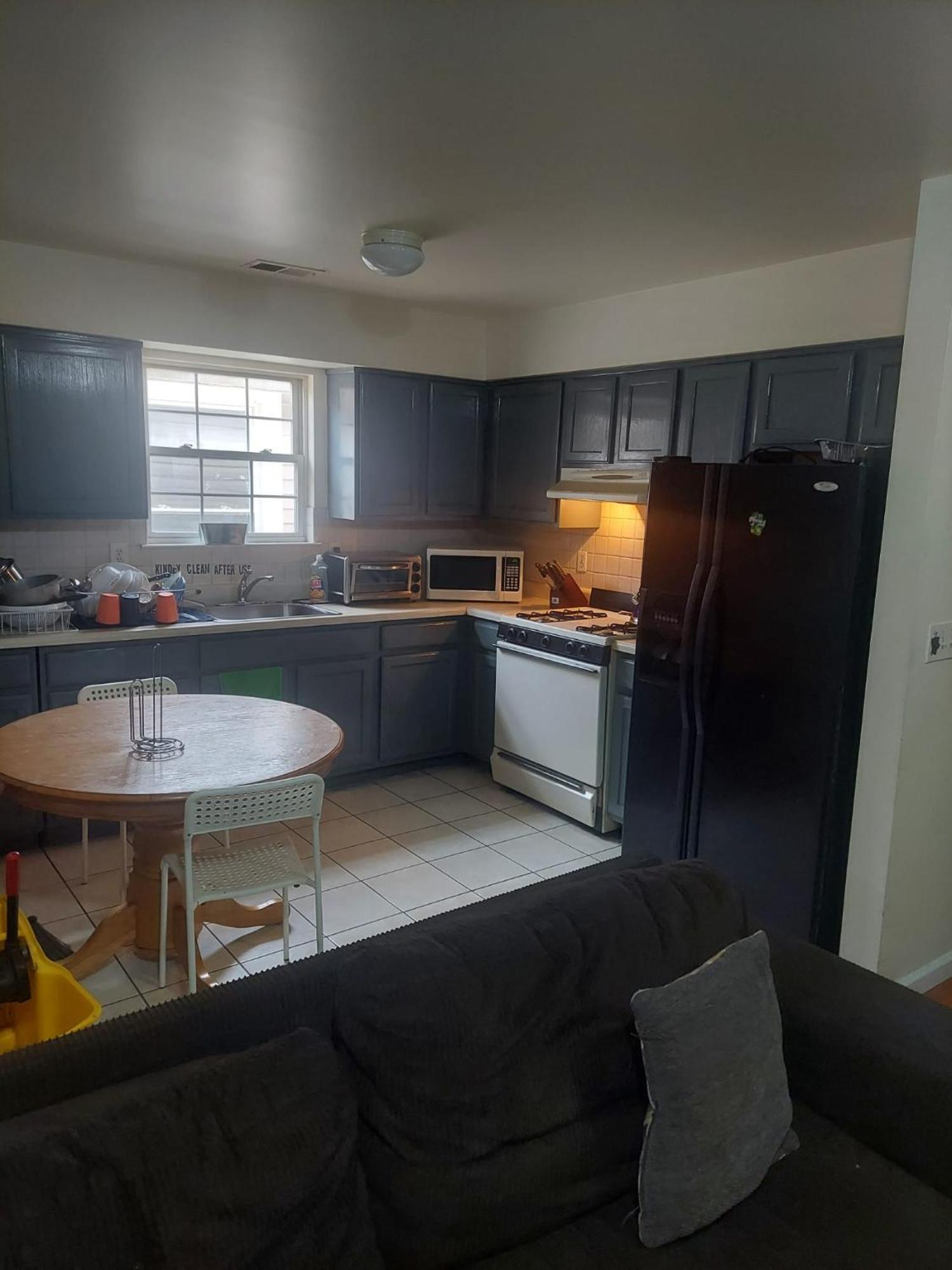 Crystal Room 1 Guest House Near 12Mins To Ewr Airport / Prudential / Njit / Penn Station Ньюарк Екстер'єр фото